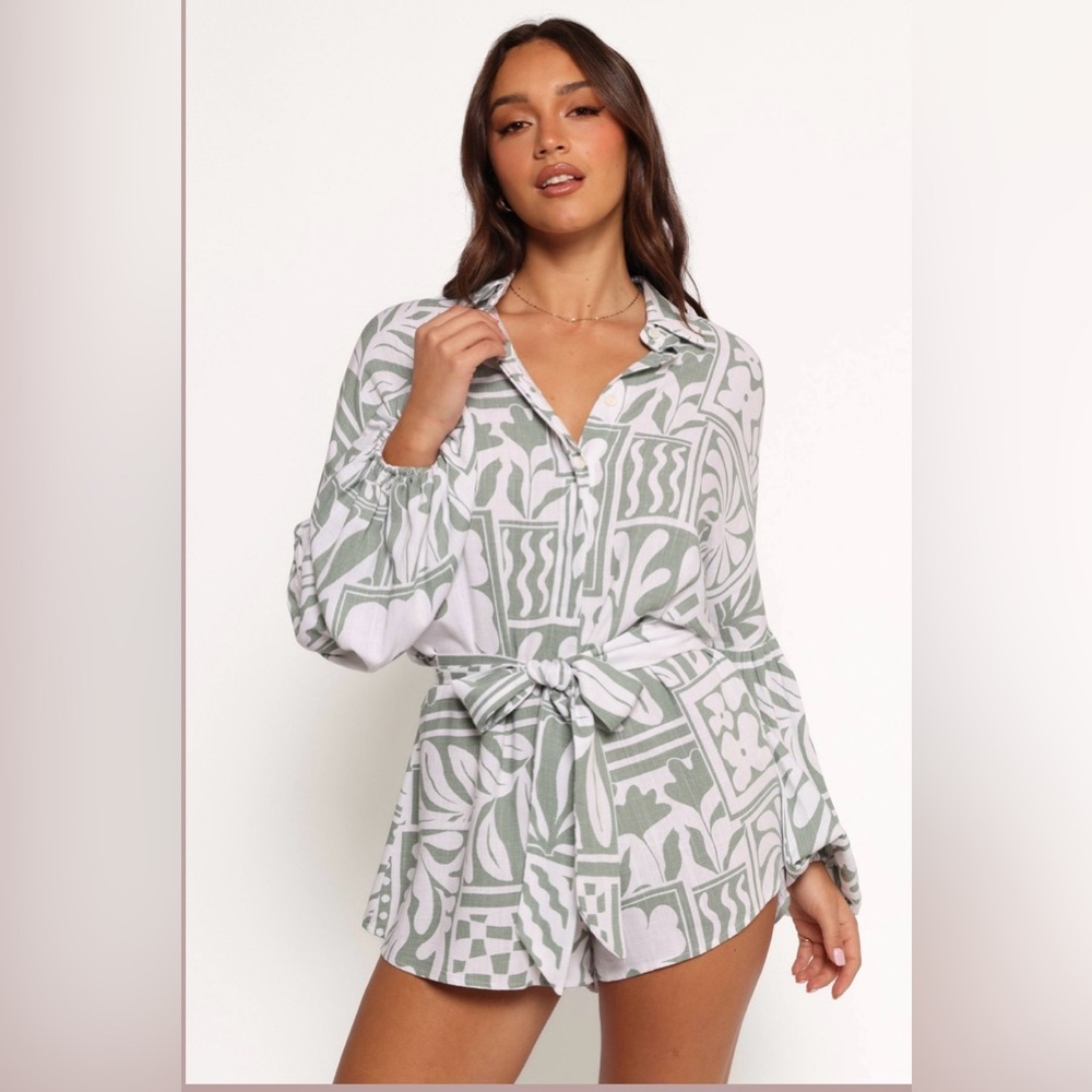 Petal & Pup Sage Tropical Print Romper XL NWT Nordstrom Linen Blend